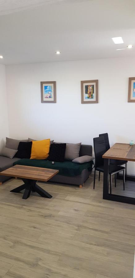 Apartamenty U Wioli I Marcina Łeba Exterior foto